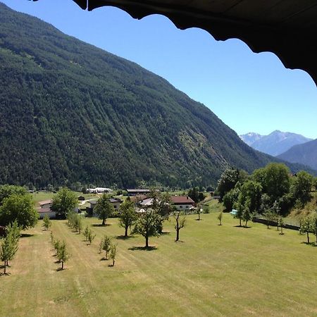 تارينز Gasthaus Sonne الغرفة الصورة