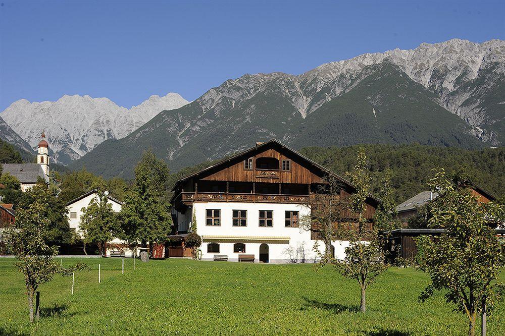 تارينز Gasthaus Sonne المظهر الخارجي الصورة