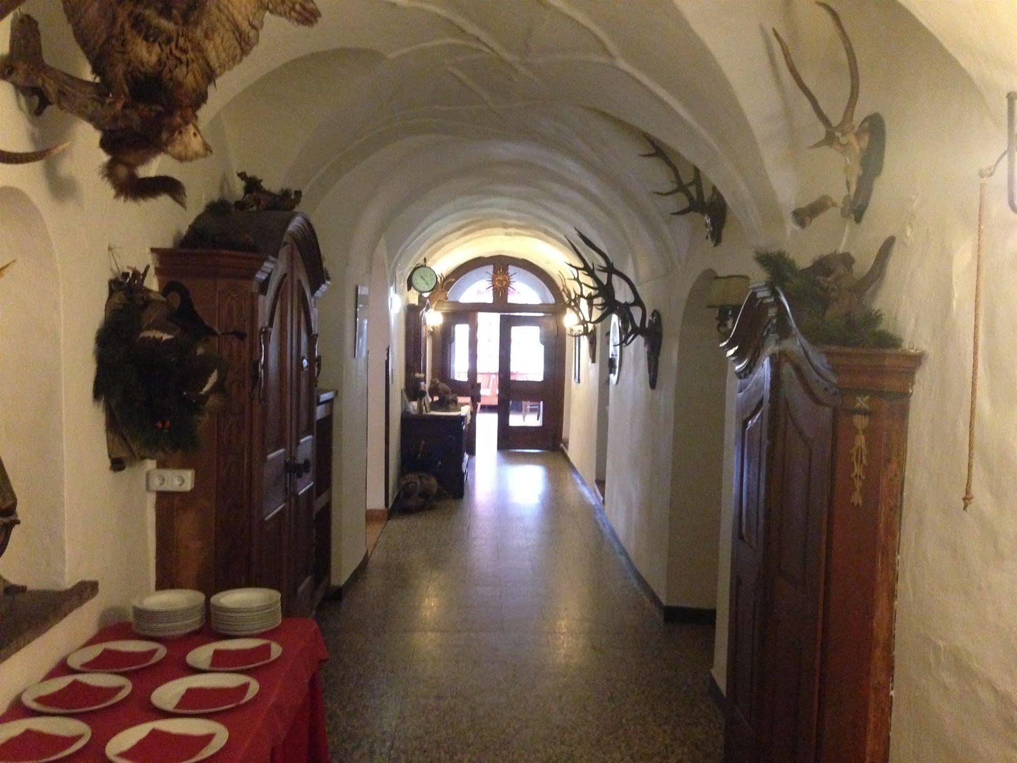 تارينز Gasthaus Sonne المظهر الخارجي الصورة
